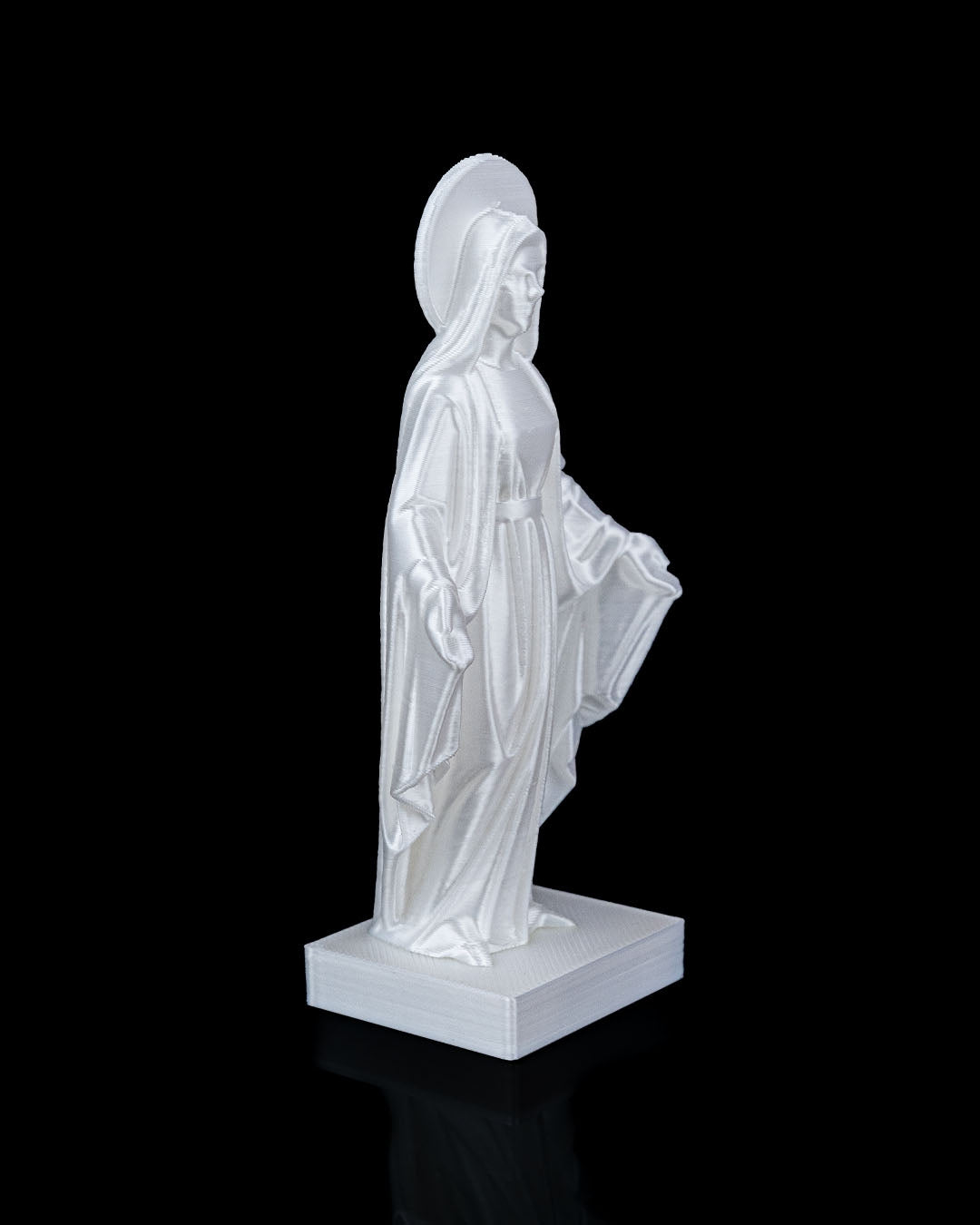 Statuetă Decorativă "Blessed Grace" – Fecioara Maria