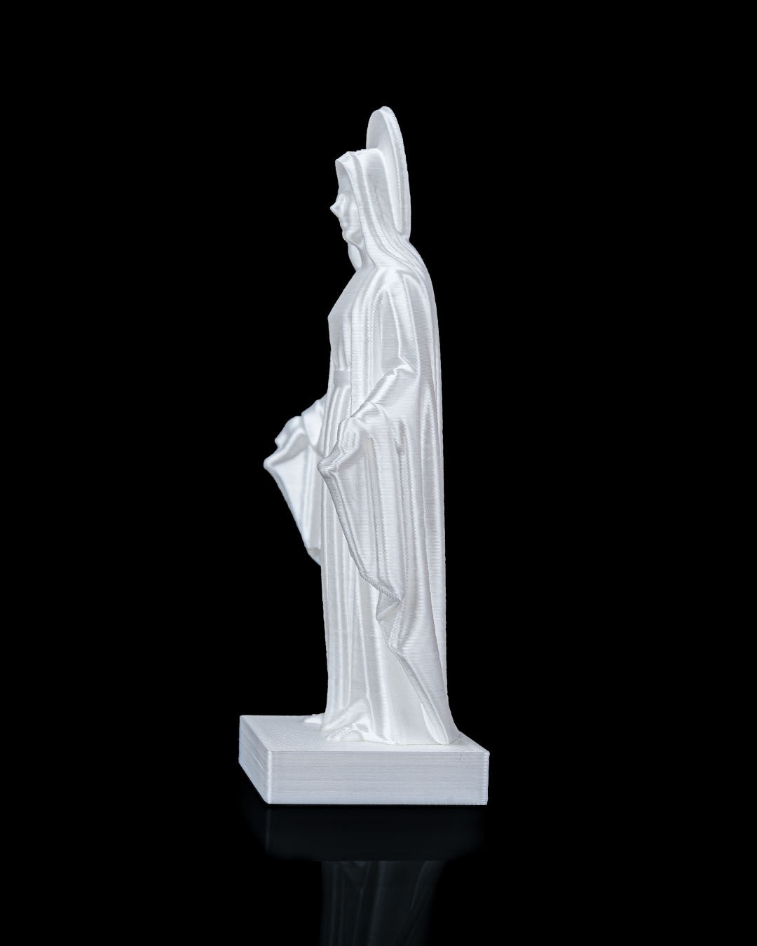 Statuetă Decorativă "Blessed Grace" – Fecioara Maria