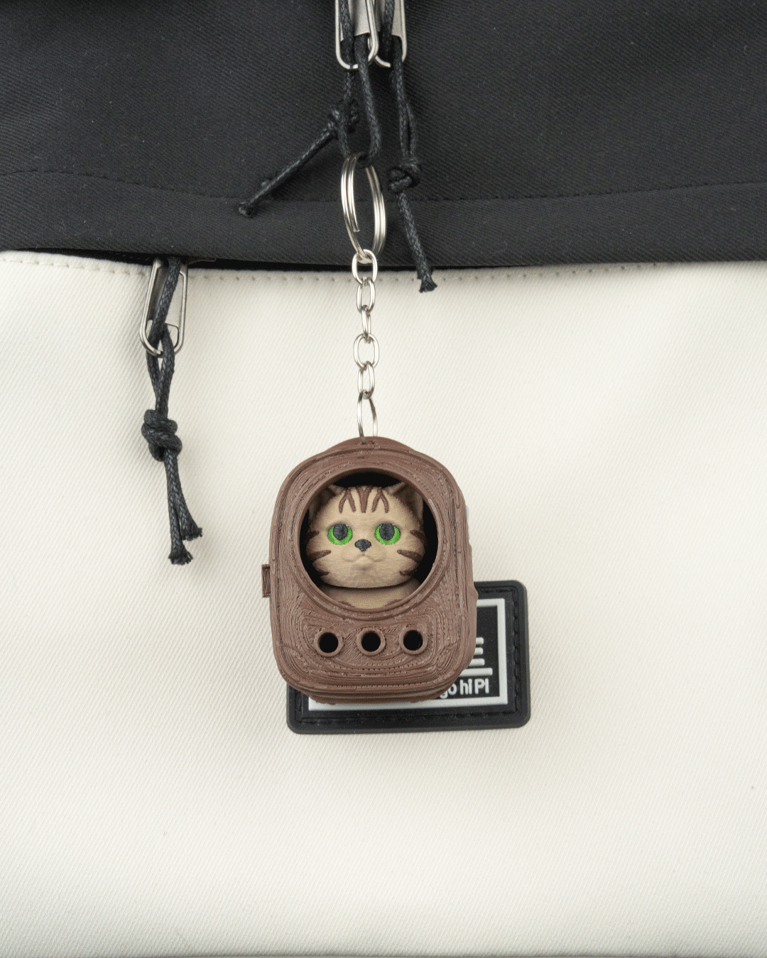 Breloc Urban Pack cu Pisicuță Tabby