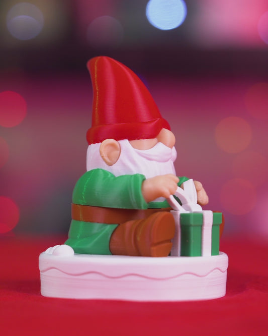 Figurină Gnom cu Cadou "Surpriza Sărbătorilor"